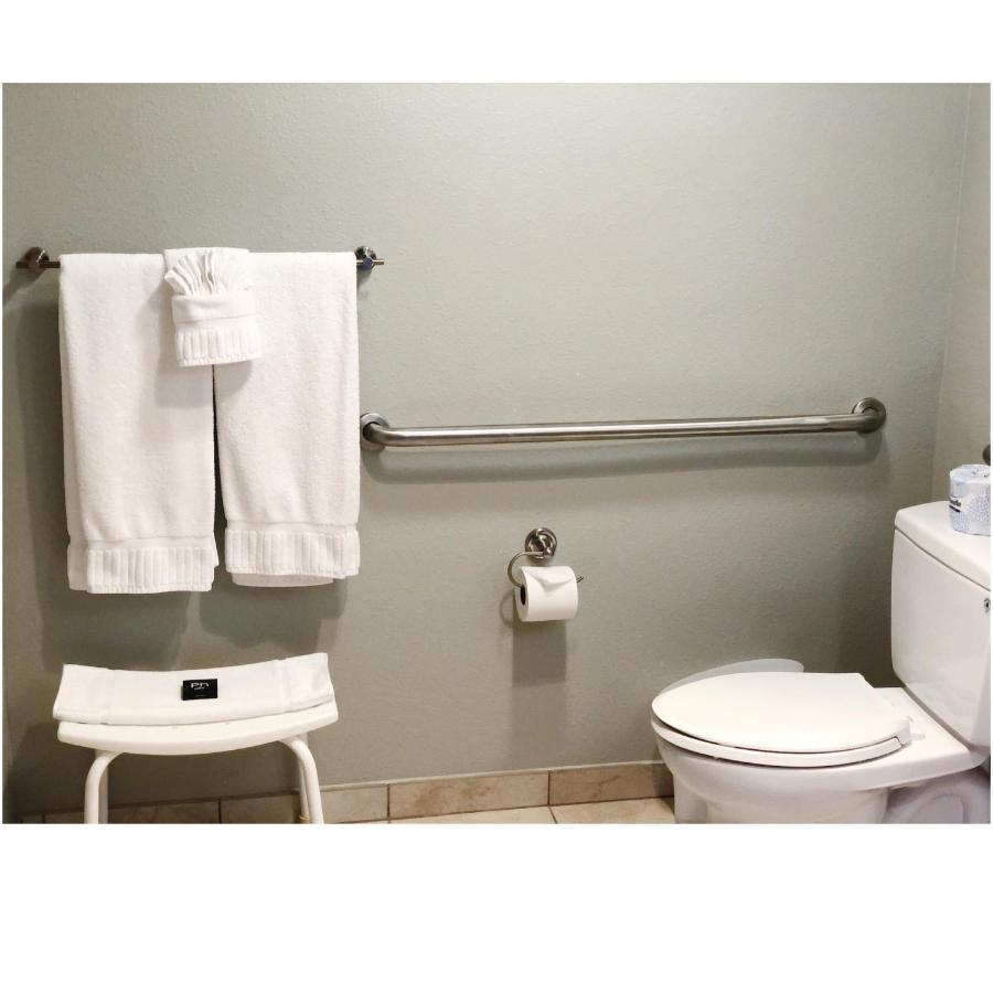 Queen Room - Disability Access