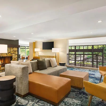 Hilton Garden Inn Monterey-2
